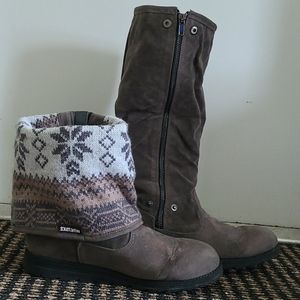 MUKLUKS boots